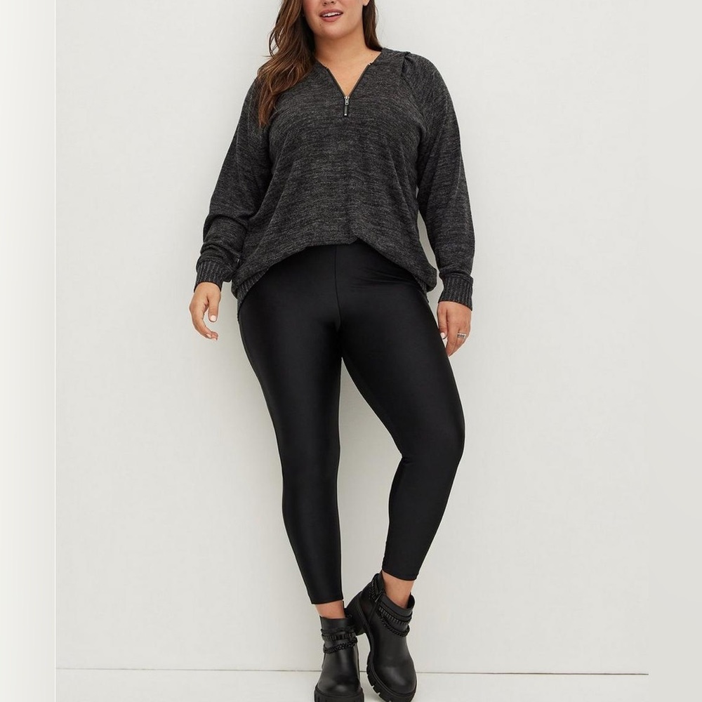 Torrid liquid leggings size 1